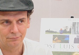 「肖像画を映画で描く作家」、ホセ・ルイス・ゲリン監督。