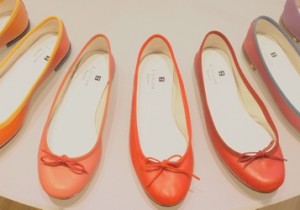 ダンスブランド『レペット』 銀座の旗艦店でカスタムオーダー。