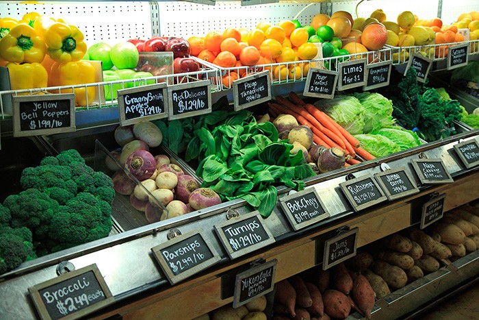 ワイナリーでは現在でも自家栽培の野菜の販売をおこなっている